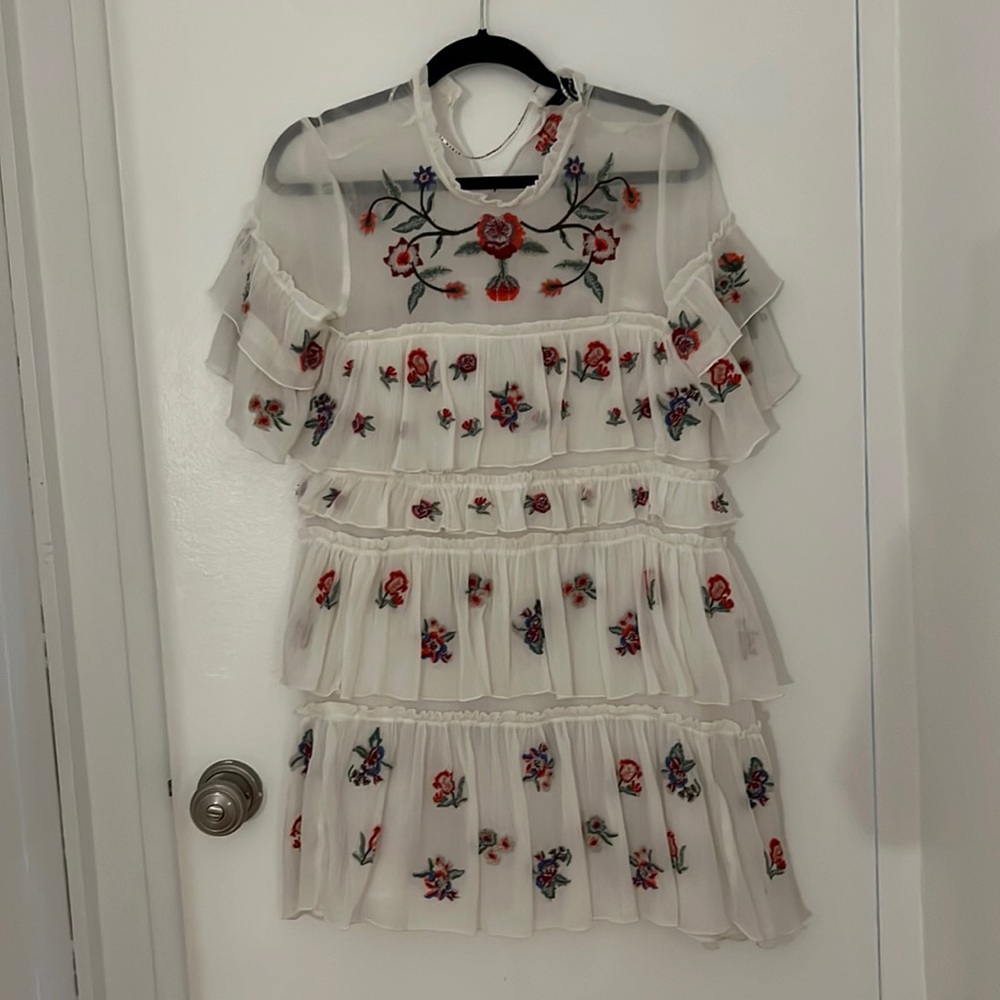 Zara white floral dress- xs- never worn